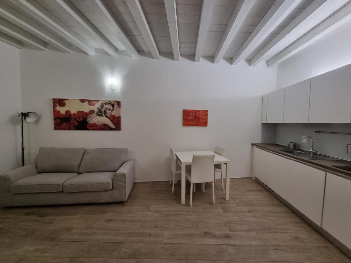 Profumo Di Lago Desenzano-By Goccia Di Lago Desenzano del Garda Ngoại thất bức ảnh